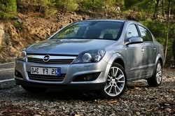 Фотография Opel ASTRA H седан